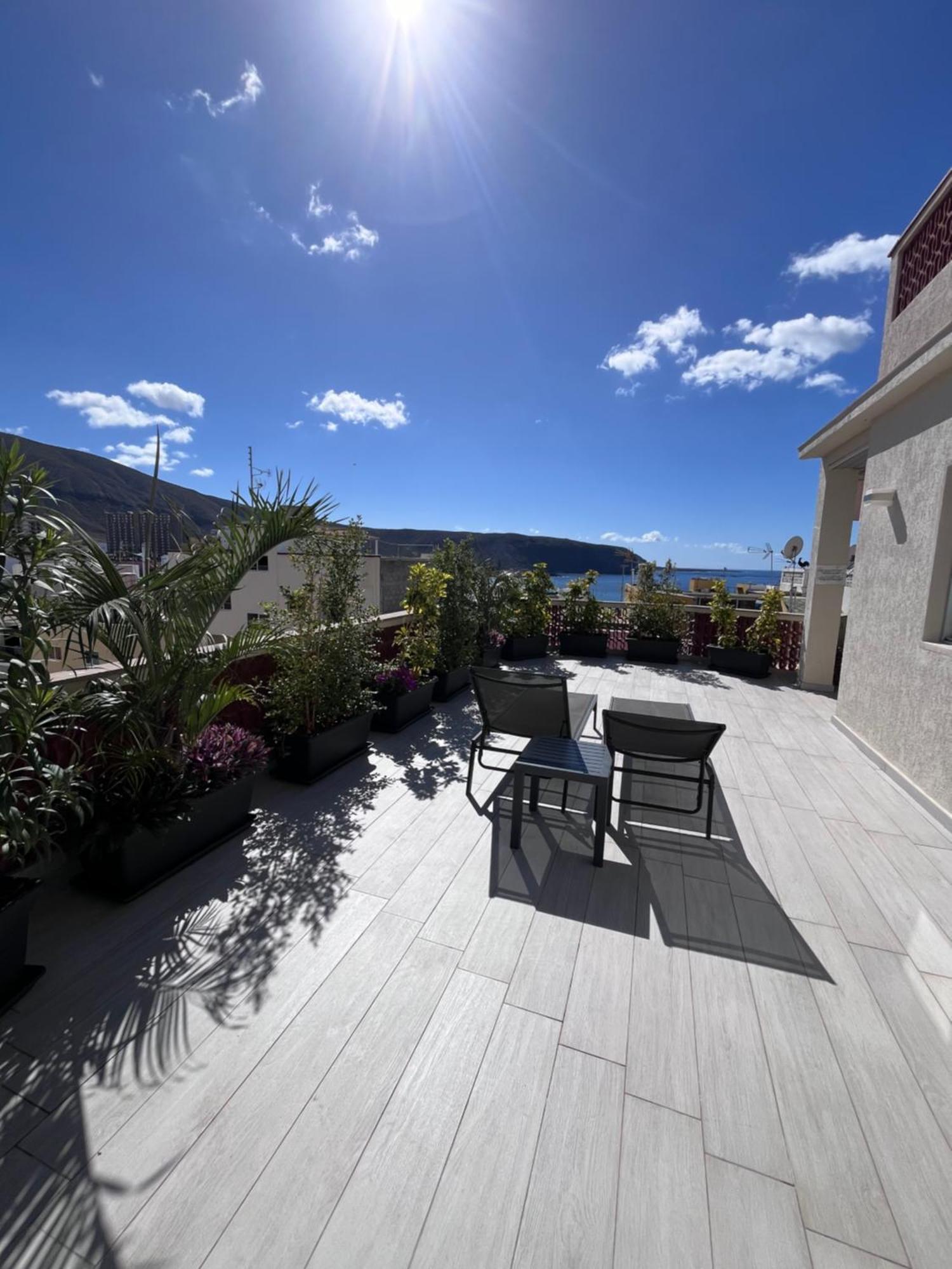 The White Heart House - Attic Sea View Apartamento Los Cristianos  Exterior foto